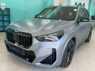 Usata BMW X1 M Sport 211 CV (155 kW) 2023 Frozen pure grey metallic SUV
