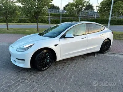 Usata Tesla Model 3 338 kW (460 CV) 2020 Bianco Berlina