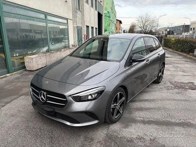 Usata Mercedes B180 Edition 116 CV (85 kW) 2022 Grigio Monovolume