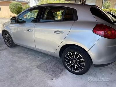 Usata Fiat Bravo 120 CV (88 kW) 2014 Grigio Utilitaria