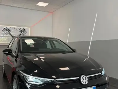 Usata VW Golf VIII 150 CV (110 kW) 2025 Nero Station wagon