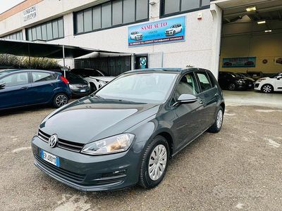 Grigio Usata 2013 VW Golf Comfortline Berlina | 7500 € (Buon prezzo)