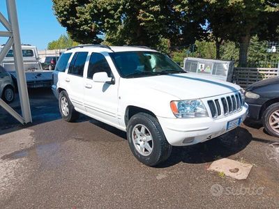 usata Jeep Cherokee 4.7 v8