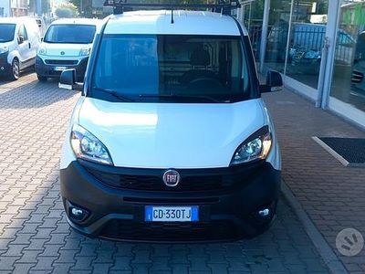 Usata Fiat Doblò S 105 CV (77 kW) 2020 Bianco Monovolume