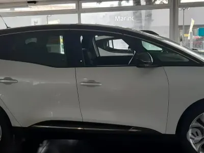 Usata Renault Scénic IV 120 CV (88 kW) 2021 Bianco Monovolume