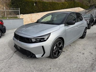 Usata Opel Corsa 131 CV (96 kW) 2024 Grigio Utilitaria