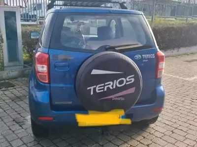 Usata Daihatsu Terios 105 CV (77 kW) 2007 Blu SUV