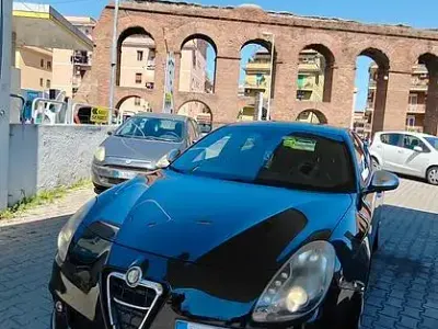 Usata Alfa Romeo Giulietta Distinctive 170 CV (125 kW) 2013 Nero Utilitaria