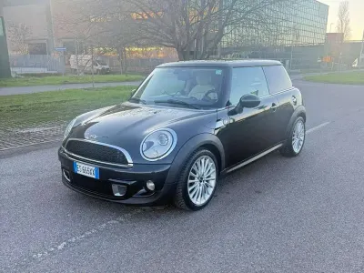 Usata Mini ONE 184 CV (135 kW) 2013 Nero Utilitaria