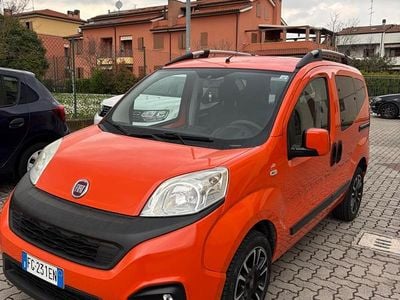Käytetty Fiat Qubo Dynamic 80 HP (58 kW) 2016 Oranssi Tila-auto