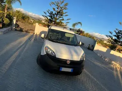 Usata Fiat Doblò Dynamic 105 CV (77 kW) 2015 Monovolume