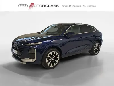Nuova Audi Q3 Sportback S-Line 150 CV (110 kW) 2026 Blu navarra metallizzato SUV
