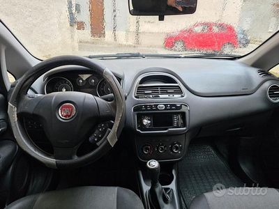 Usata Fiat Grande Punto 2016 Blu Utilitaria