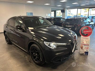 Usata Alfa Romeo Stelvio Tech Edition 160 CV (117 kW) 2020 Nero SUV