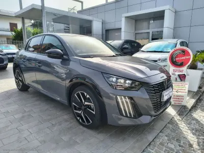 Usata Peugeot 208 GT 136 CV (100 kW) 2025 Grigio Utilitaria