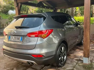 Usata Hyundai Santa Fe 197 CV (144 kW) 2014 Grigio SUV