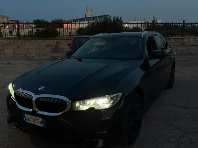 Usata BMW 318 Comfort Edition 150 CV (110 kW) 2022 Nero Station wagon