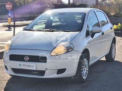 Bianco Usata 2013 Fiat Grande Punto Utilitaria | 2999 € (Ottimo prezzo)