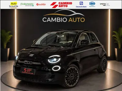 Usata Fiat 500e La Prima 42 kW (58 CV) 2023 Nero Utilitaria