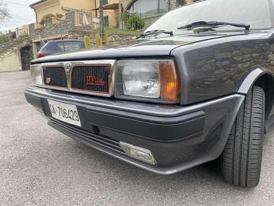 Usata Lancia Delta 140 CV (102 kW) 1988 Utilitaria