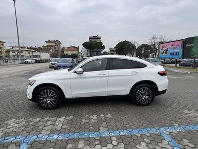 Usata Mercedes GLC200 163 CV (119 kW) 2020 Bianco SUV