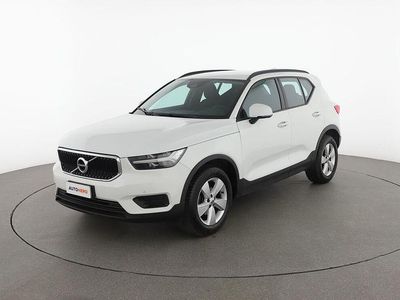 Usata Volvo XC40 Momentum 150 CV (110 kW) 2020 Bianco SUV