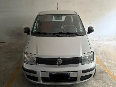 Usata Fiat Panda 69 CV (50 kW) 2012 Grigio Utilitaria