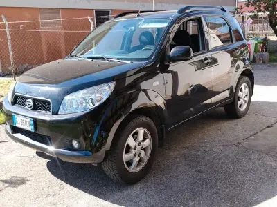 Usata Daihatsu Terios 105 CV (77 kW) 2007 Nero SUV