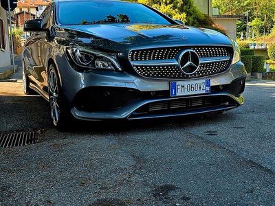 Mercedes CLA200