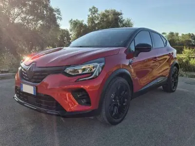 Usata Renault Captur Rive Gauche 94 CV (69 kW) 2022 Rosso SUV
