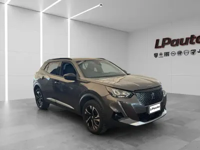 Usata Peugeot 2008 Allure 110 CV (80 kW) 2022 Grigio SUV
