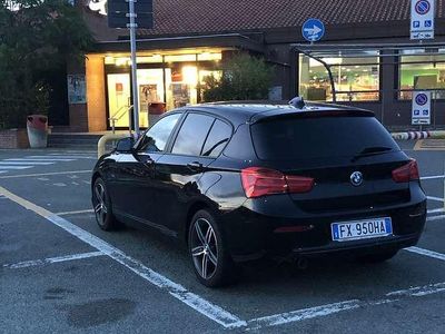 Usata BMW 116 Sport Line 116 CV (85 kW) 2015 Nero Utilitaria