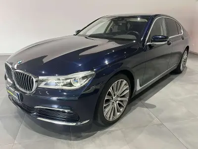 Usata BMW 730 265 CV (194 kW) 2019 Blu Berlina