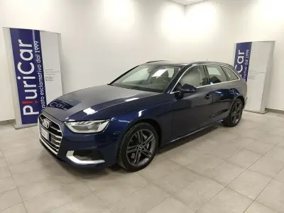 Käytetty Audi A4 286 HP (210 kW) 2023 Sininen Farmari