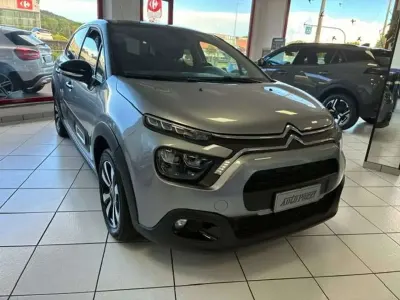 Usata Citroën C3 Shine 83 CV (61 kW) 2023 Grigio artense Utilitaria