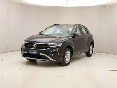 Usata VW T-Roc Life 150 CV (110 kW) 2025 Nero SUV