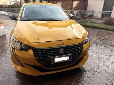 Usata Peugeot 208 Allure 101 CV (74 kW) 2023 Utilitaria