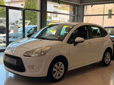 Usata Citroën C3 Style 68 CV (50 kW) 2010 Bianco Berlina