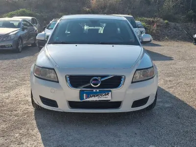 Usata Volvo V50 115 CV (84 kW) 2011 Bianco Station wagon
