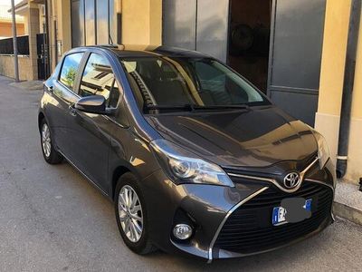 usata Toyota Yaris 3ª serie - 2015