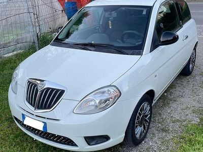 Usata Lancia Ypsilon 75 CV (55 kW) 2010 Utilitaria