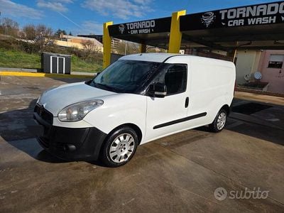 Usata Fiat Doblò 119 CV (87 kW) 2011 Bianco Monovolume