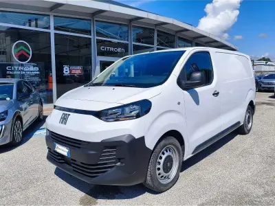 Usata Fiat Scudo 120 CV (88 kW) 2024 Bianco Furgone