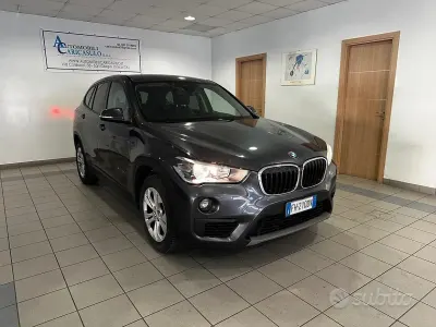 Usata BMW X1 Advantage 150 CV (110 kW) 2017 Grigio scuro metallizzato SUV