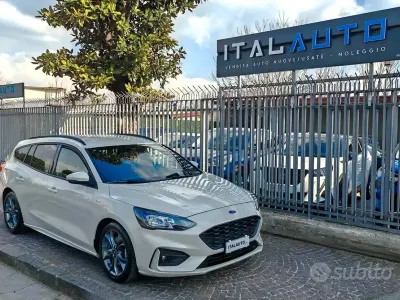 Usata Ford Focus ST-Line 120 CV (88 kW) 2021 Bianco Station wagon