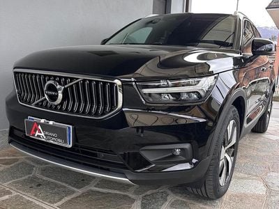 Usata Volvo XC40 Inscription 179 CV (131 kW) 2020 Viola SUV