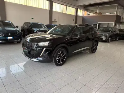 Usata Peugeot 2008 Allure 131 CV (96 kW) 2023 Nero SUV