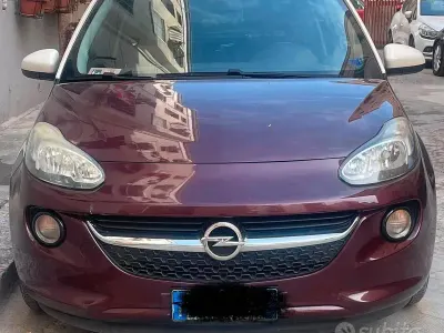 Usata Opel Adam 69 CV (50 kW) 2015 Utilitaria