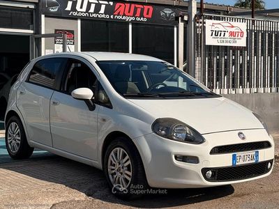 Usata Fiat Punto 75 CV (55 kW) 2013 Bianco Utilitaria