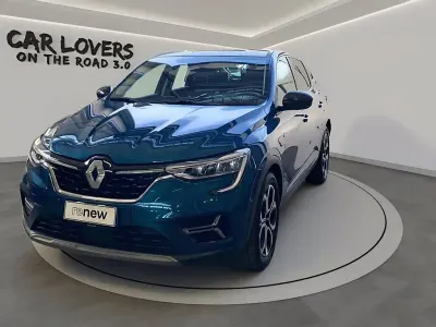 Usata Renault Arkana Techno 143 CV (105 kW) 2023 Rrf blu zanzibar SUV